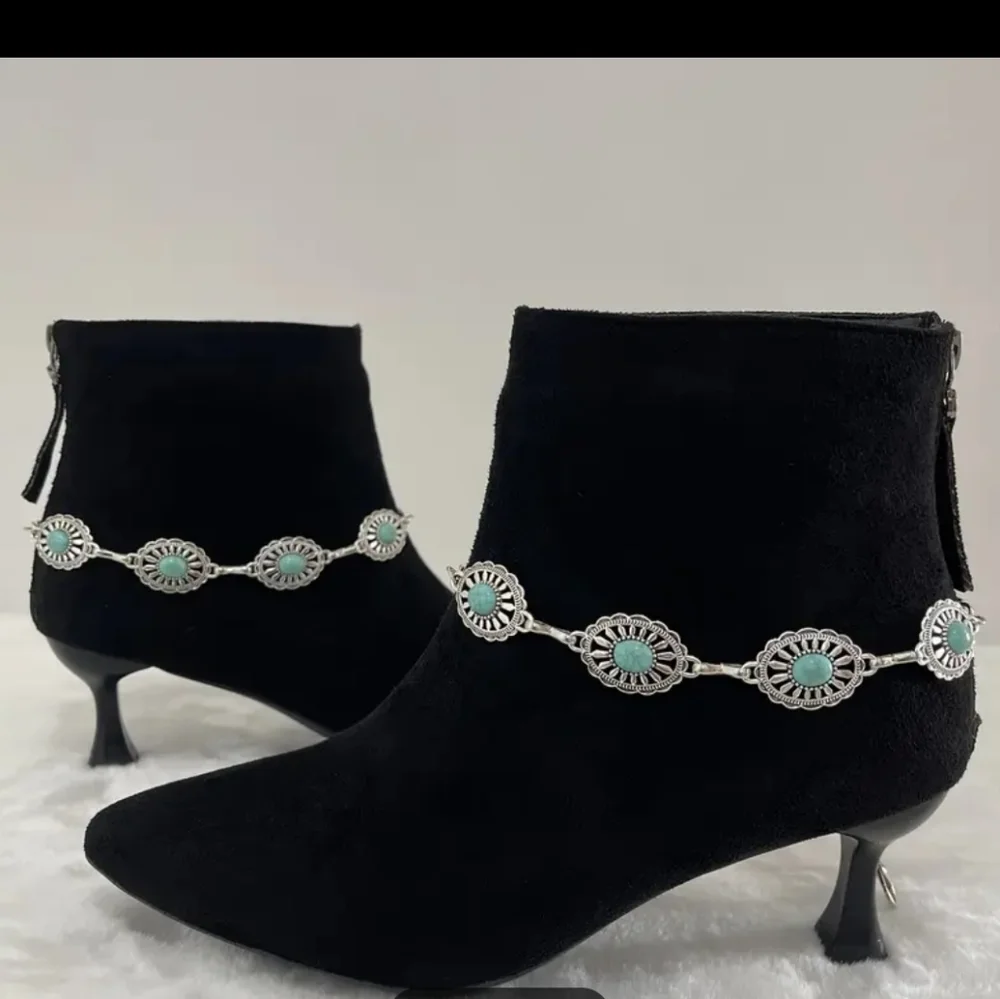 🆕️🤠 SILVER-TONE FAUX TURQUOISE WESTERN BOOT CHAINS🤠 - Picture 3 of 6